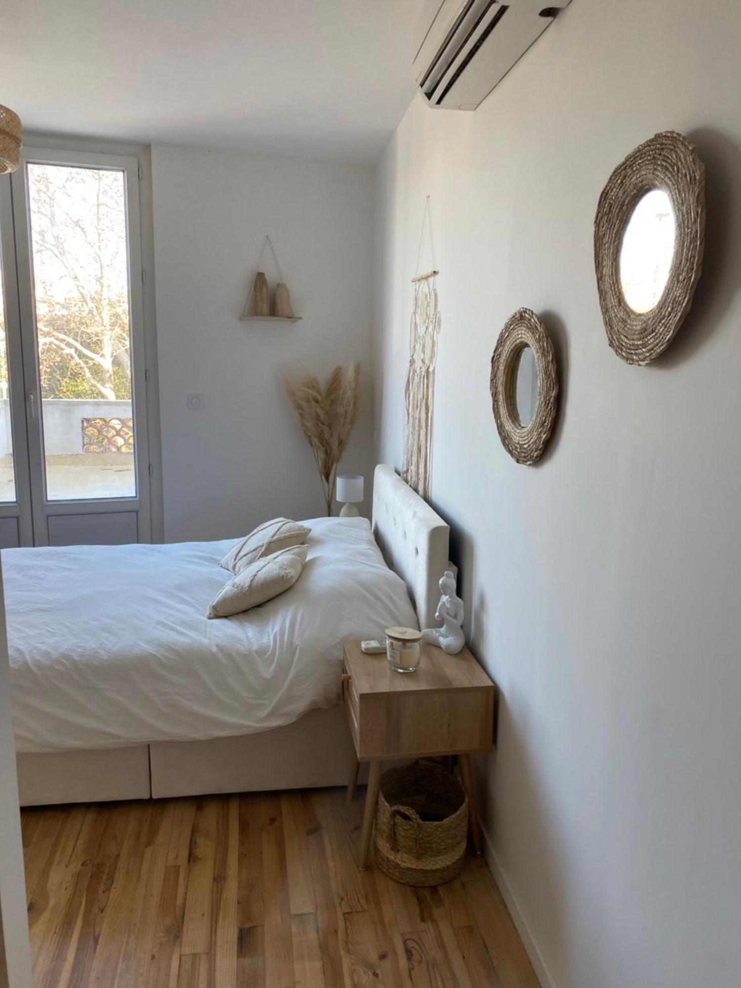 2 Apartment *